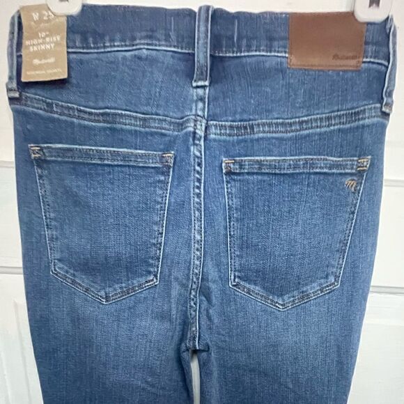 NWTs Madewell 10” High Rise Skinny Jeans w/ Magic Pockets - Picture 6 of 11